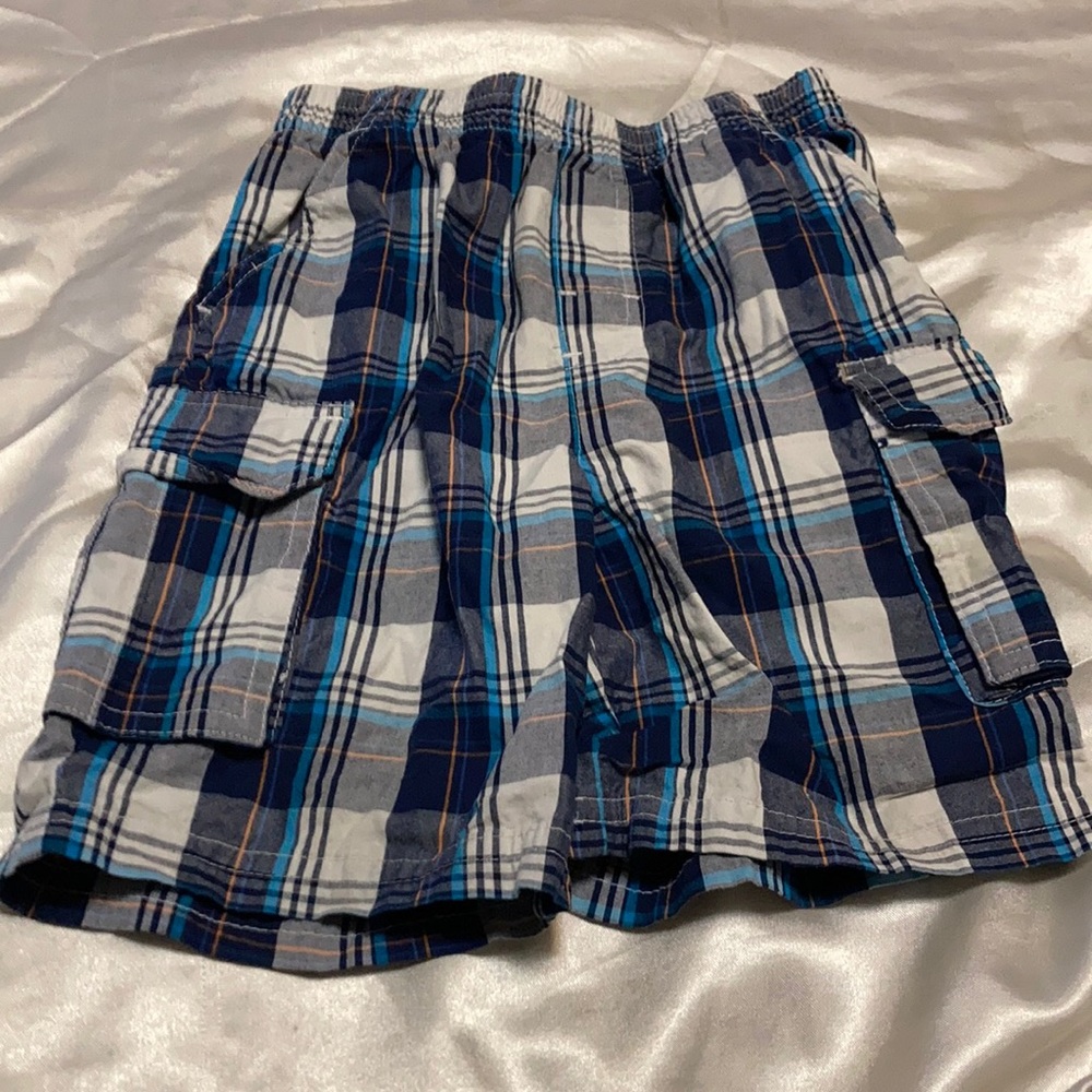 Garanimals Boy 4T Plaid Shorts.
